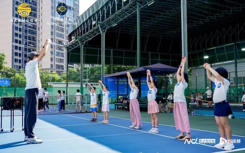 九游娱乐-大湾区青少年网球培训广州黄埔站劳动节启营